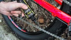 Muc-Off Dry Lube Huile Pour Chaîne Sèche -Vélo Soldes Muc Off Dry Lube 50ml 3